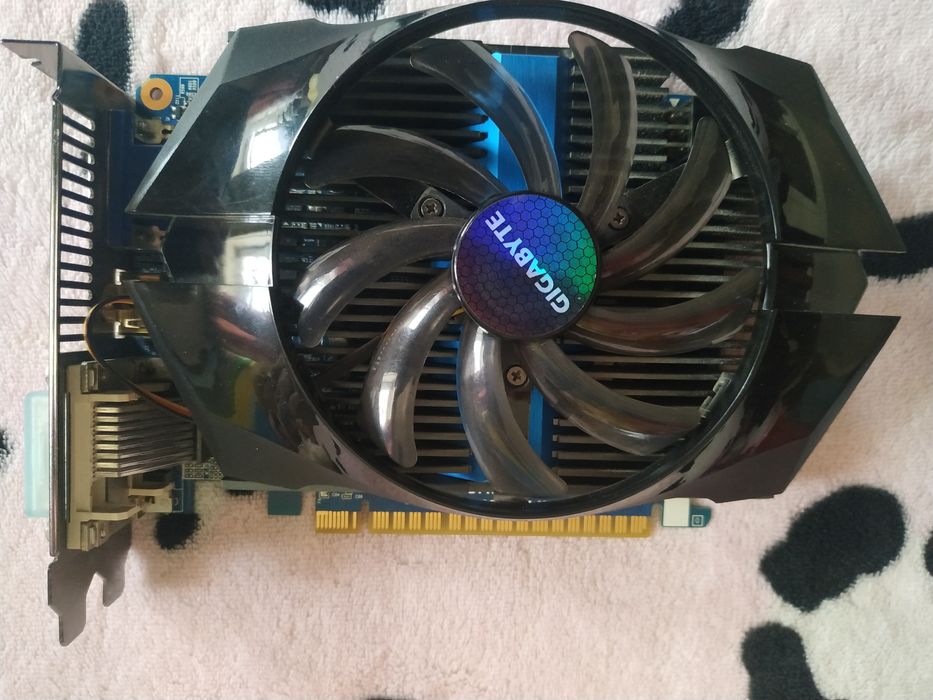 Видеокарта Gigabyte GTX 650 2Gb.