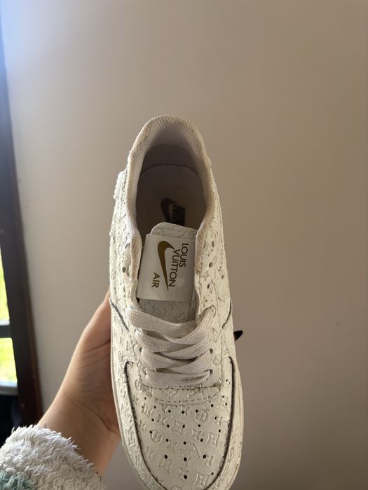 Sapatilhas Airforce x LV