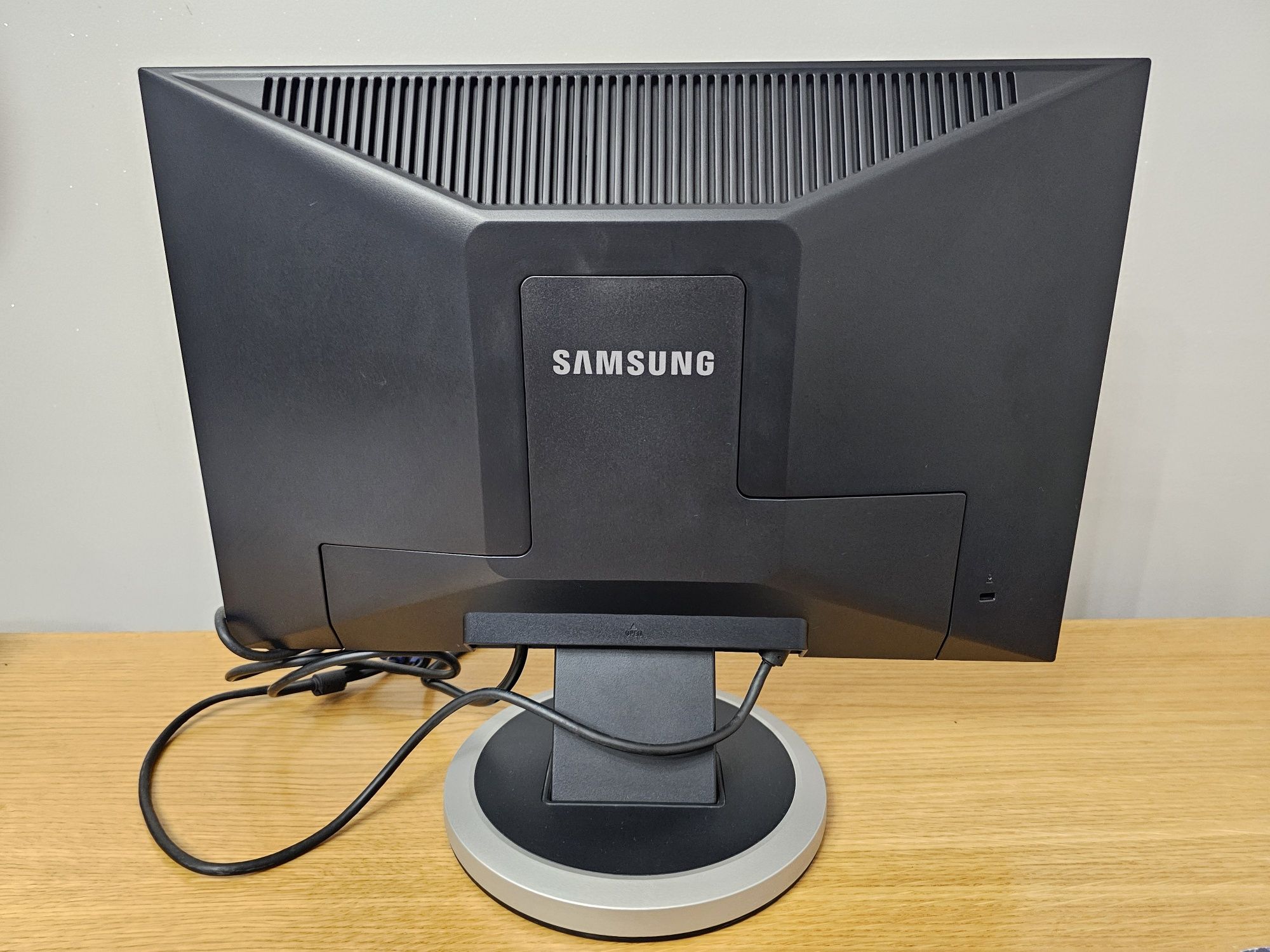 Monitor Samsung SyncMaster 940NW