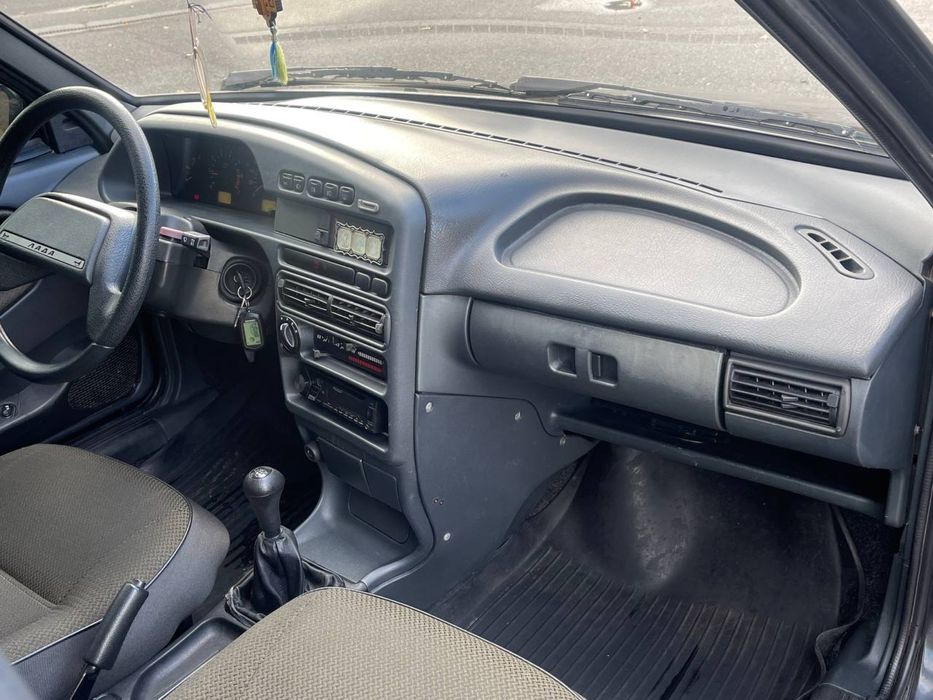 Ваз 2114 1.6 бензин 132т км