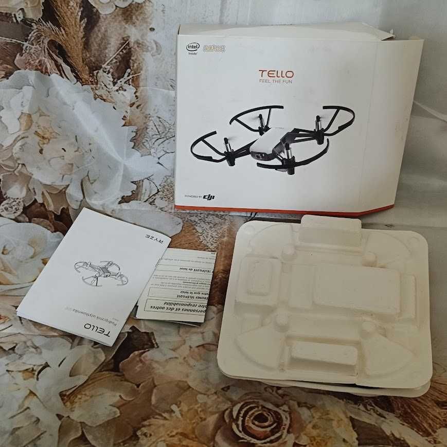 Dron DJI Ryze Tello Boost Combo Biały powered by DJI and Intel