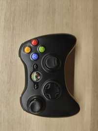 Pad do Xbox 360 w bardzo dobrym stanie