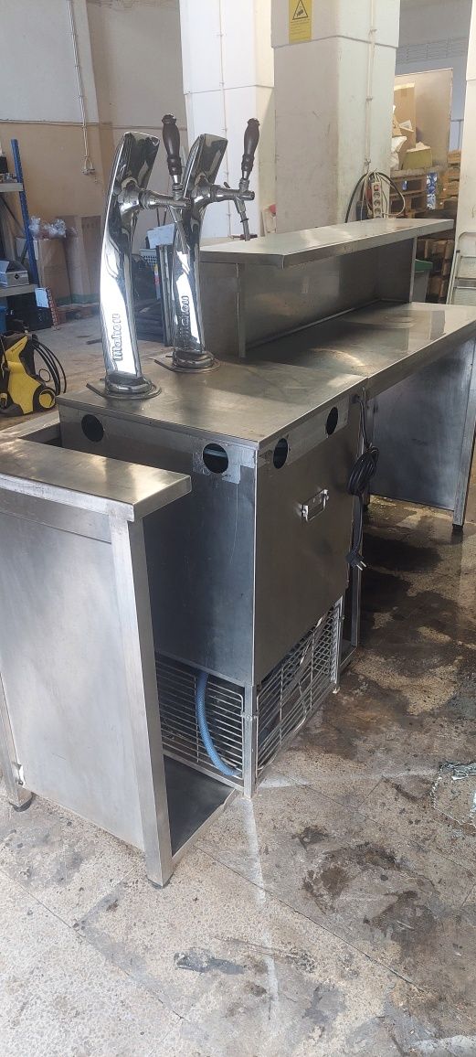 Movel inox com maquina de imprial