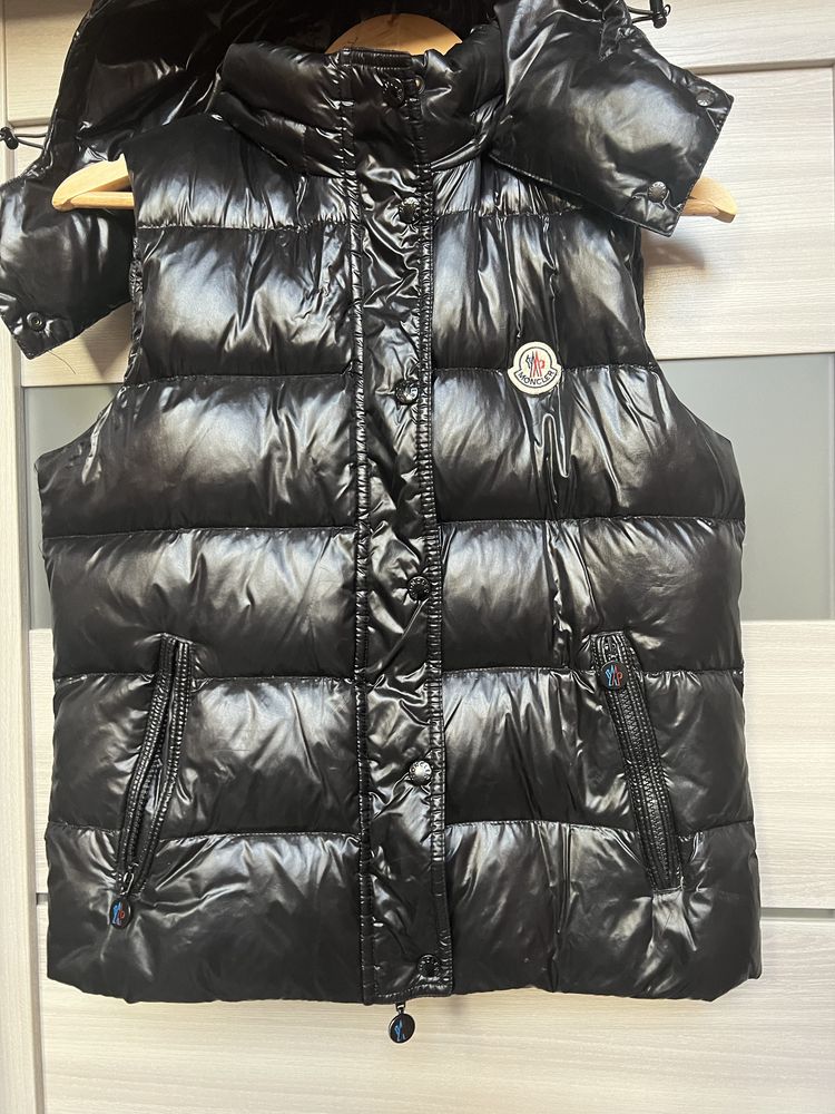 Жилет moncler оригинал