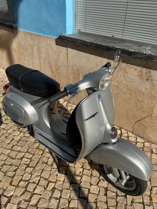Vespa 50S Edição Limitada Totalmente Restaurada