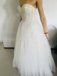 Suknia ślubna projektu Violi Piekut