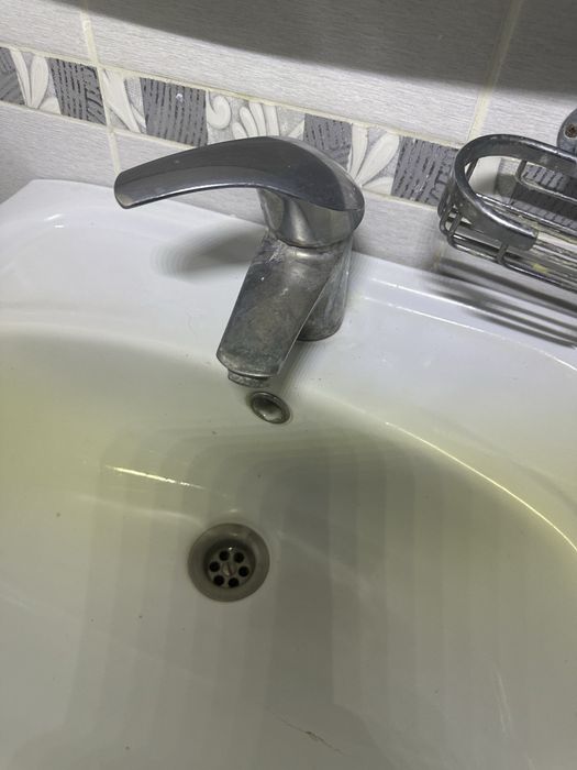 Змішувачі в ванну