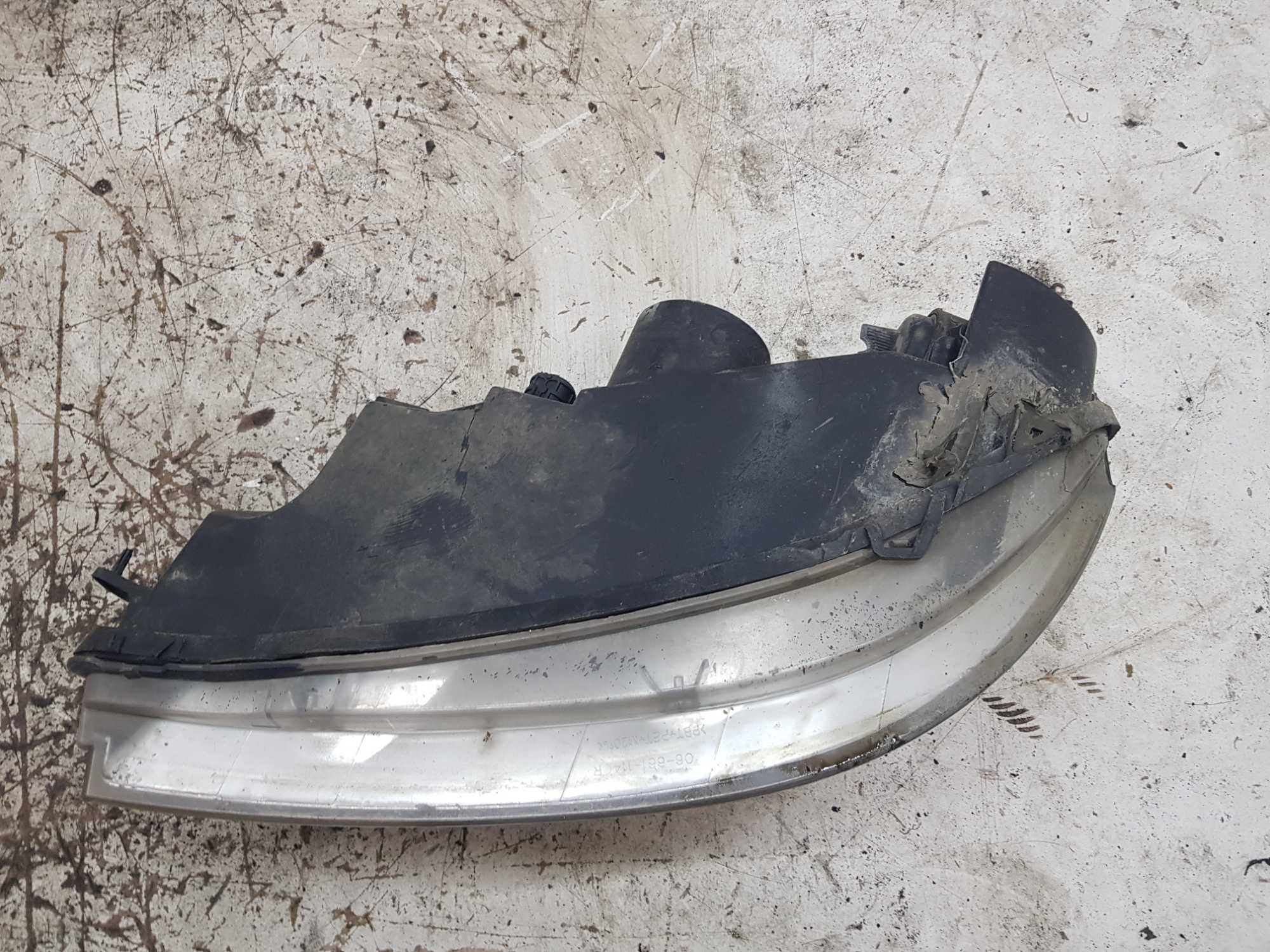Fiat Punto II Lift Lampa Przednia Prawa Prawy Przód PP