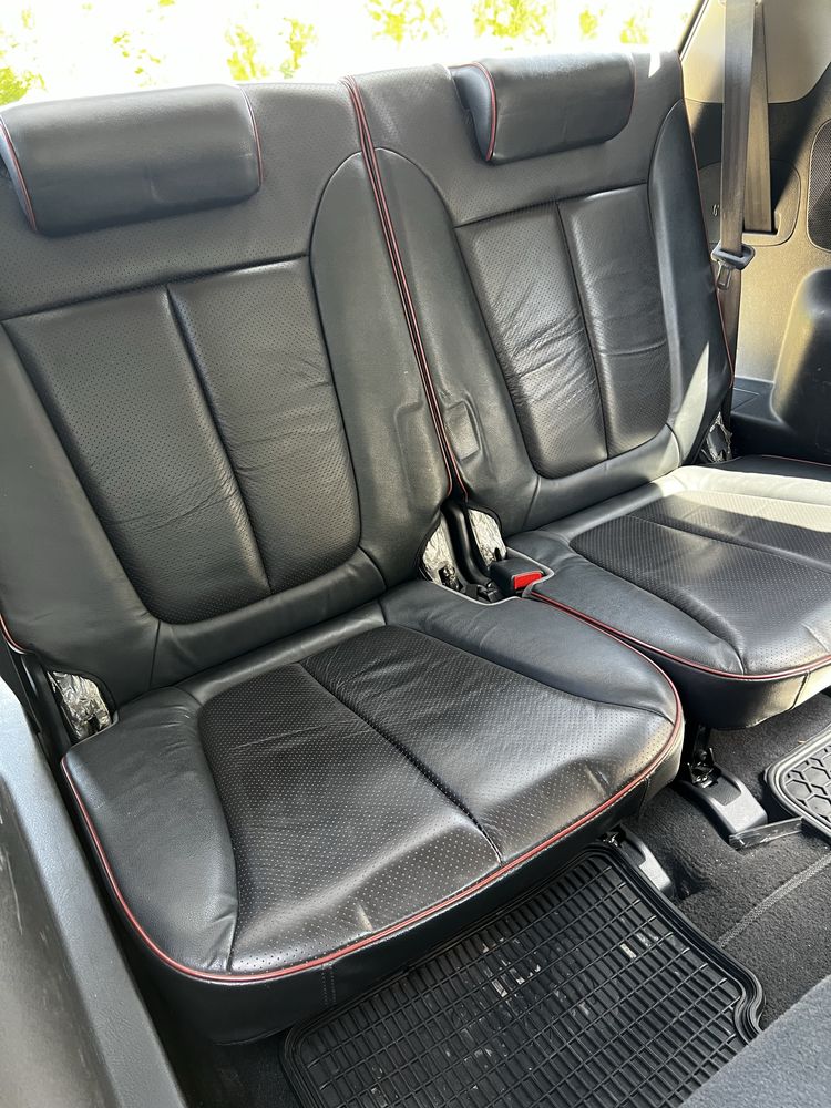 Продам Hyundai Santa Fe, 2007 года