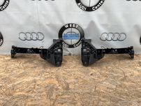 Audi Q7 4M Rest Кріплення фари ку7 4м Кронштейни фар