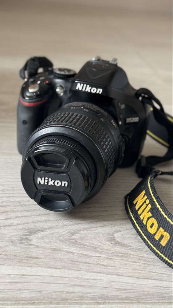 Фотоапарат Nikon D5200 18-55mm