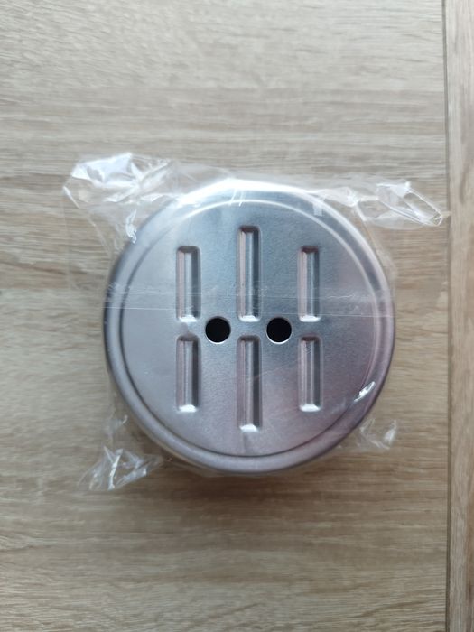 Turystyczna kompaktowa mydelniczka