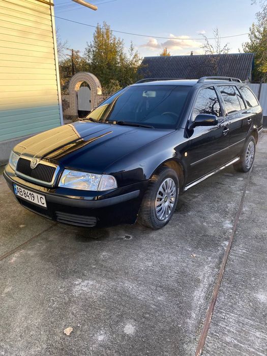 Шкода тур в гарному стані