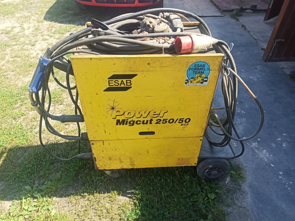 Migomat z plazmą Esab Power  Migcut 250/50 Ecf