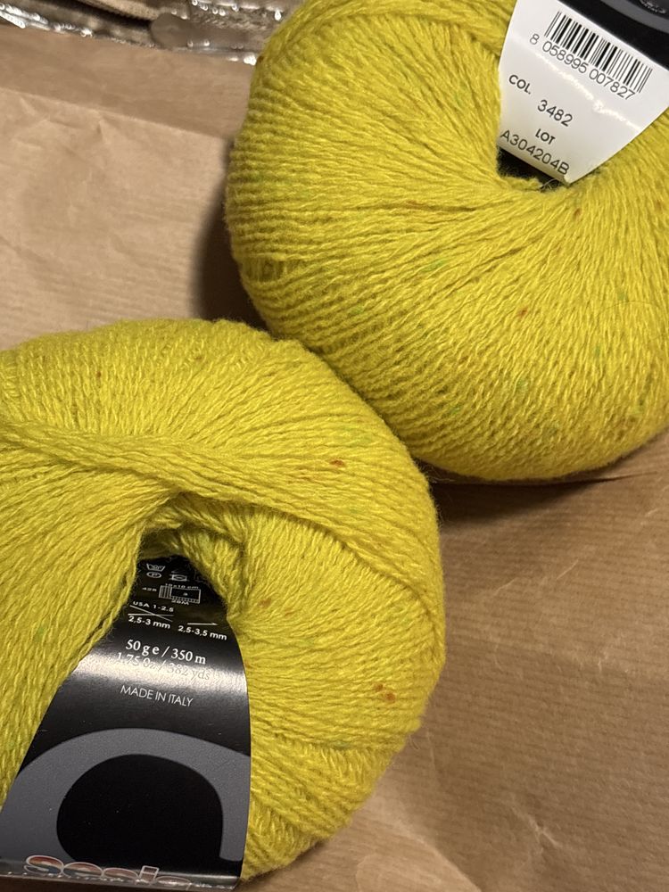 Włóczka Sesia Scotland col.3482 żółty tweed wełna virgin 2 motki /350m