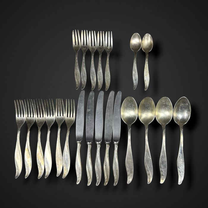 Komplet sztućców platerowanych Hefra wzór Amerykański b5/11106