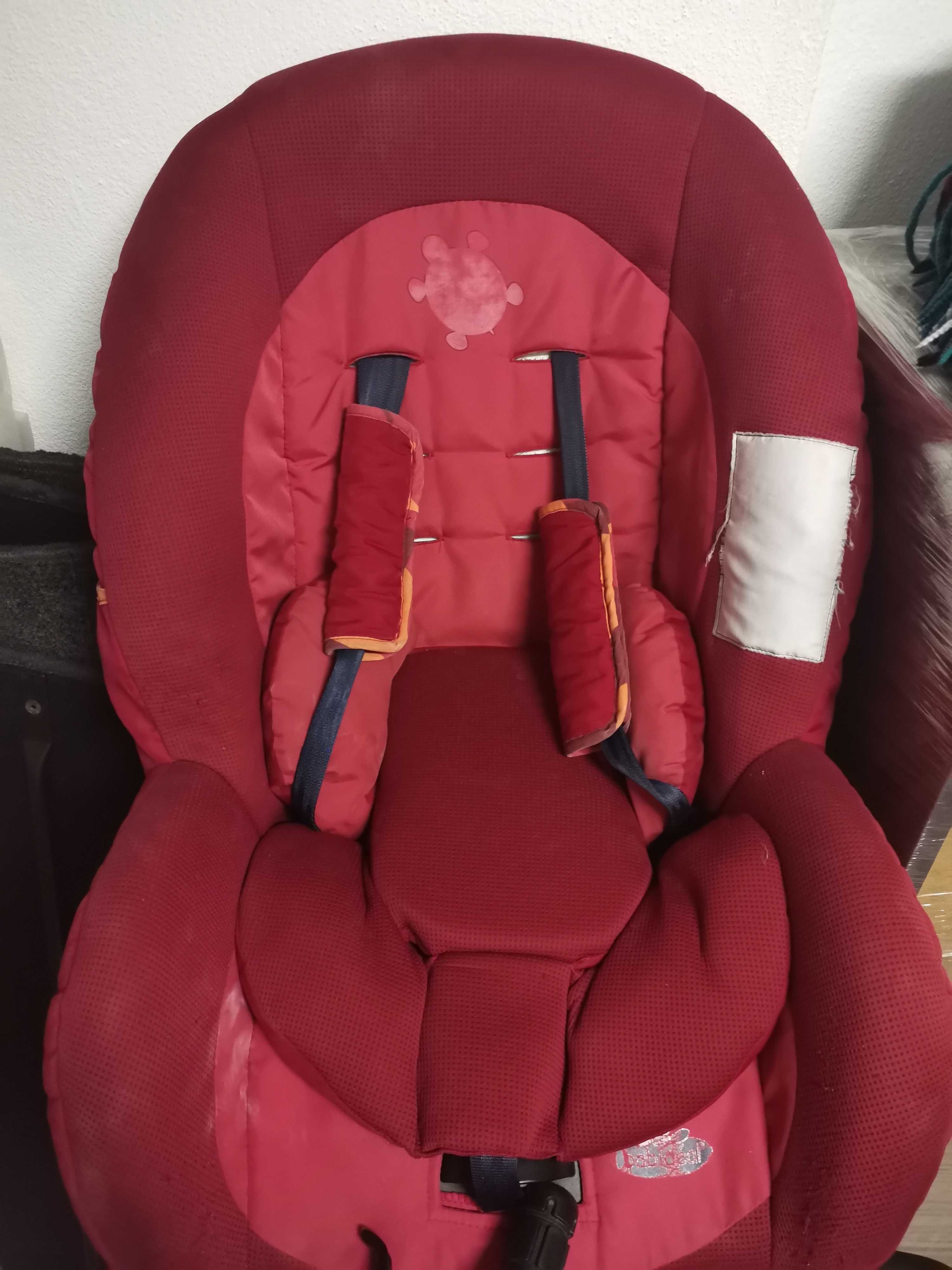 Pack Oportunidade: 2 Cadeiras Auto + 1 Carrinho Bébé [Bebeconfort]