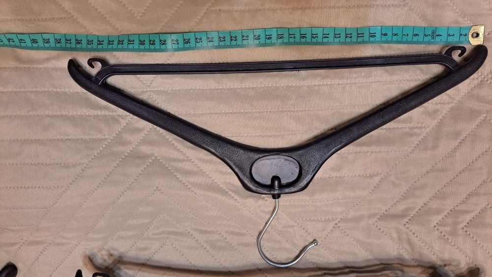Wieszaki mniejsze 36cm 10szt i 32cm 10szt.