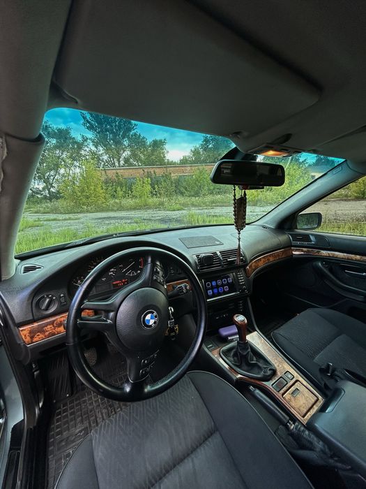 Продам BMW e39 FL