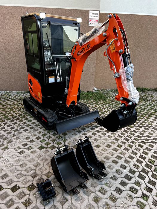 NOWA minikoparka gąsienicowa TW18 – 1.8T z ogrzewaną kabiną.