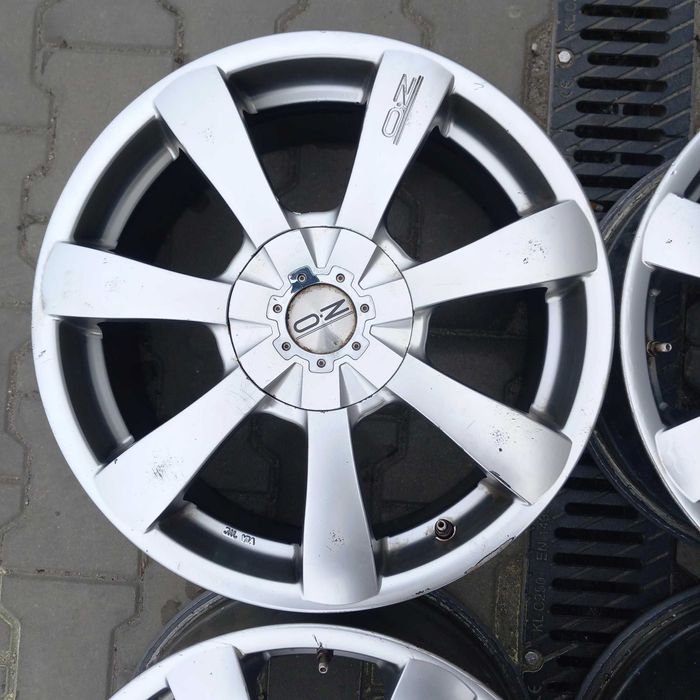 Felga Aluminiowa O.Z 8jx17 ET35 5x112/5x100 (A9181)