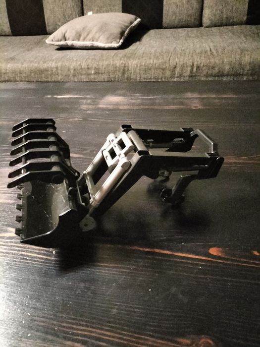 Bruder tur ładowacz zabawka.