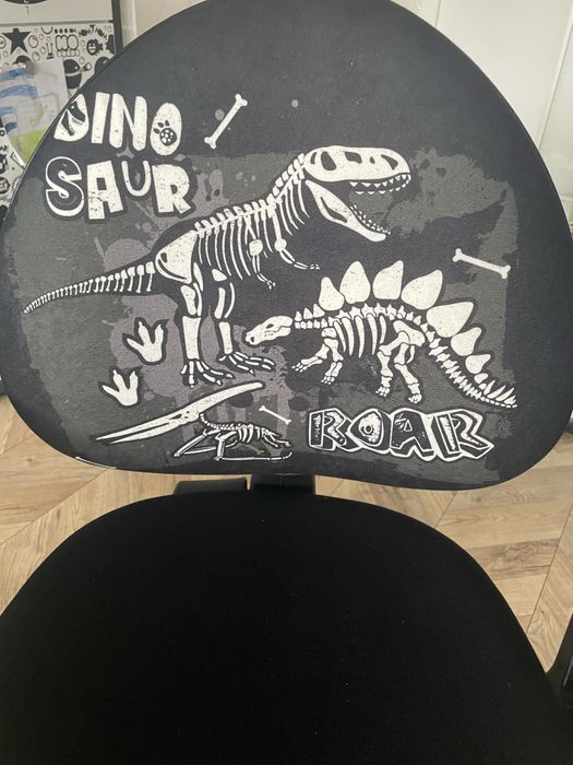 Krzesło obrotowe dla dziecka SMART GAME lub DINO