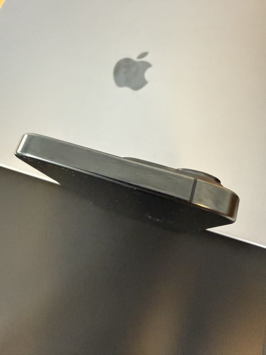 Iphone 15 pro max 256gb bateria 100%