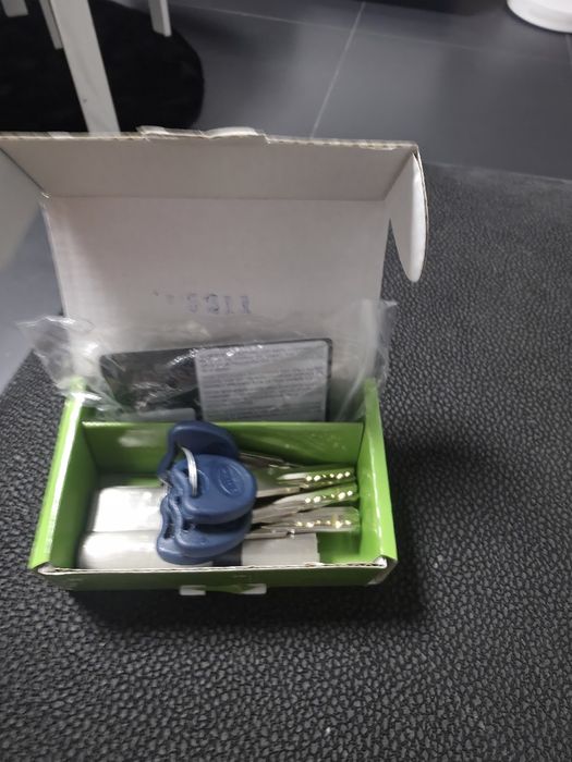 Canhão  de fechadura  30/50 como novo ( AMIG )