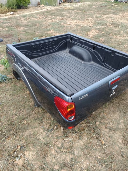 Carroçaria Mitsubishi l200