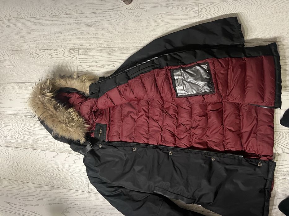 Продам пуховик дживанши