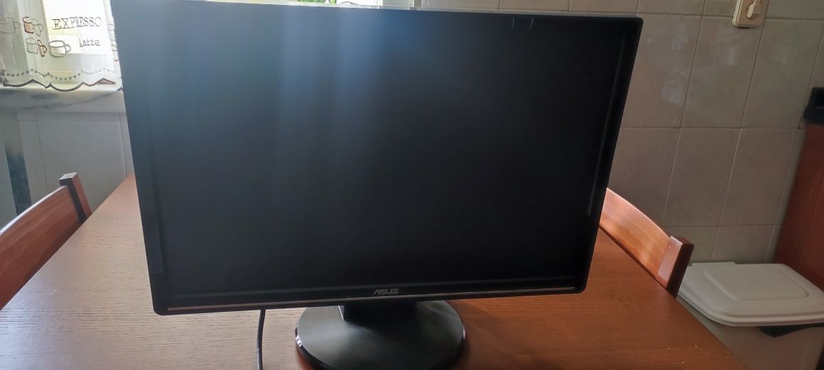 Monitor de pc da marca ASUS em óptimo estado