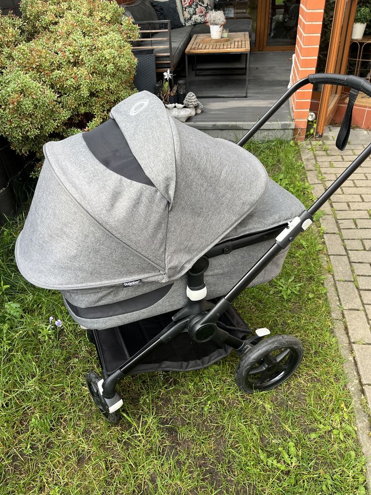 Bugaboo Fox model 3 z 2022 roku wozek 2 w 1