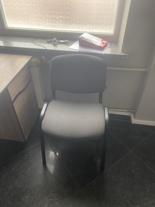 Продам меблі для магазину