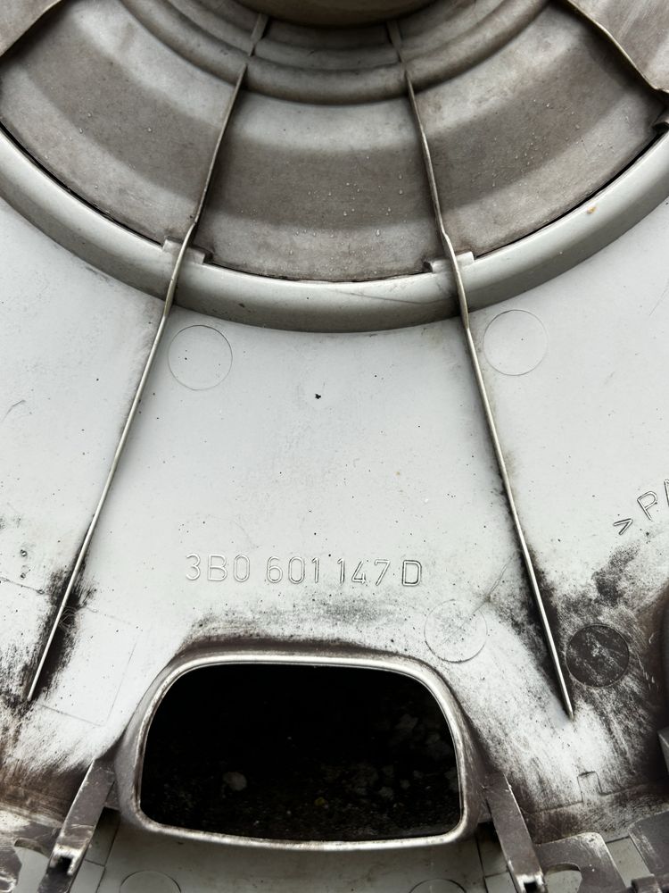 Ковпак колпак 1 шт R15 фольксваген пассат 65 passat b5 3b0601147d