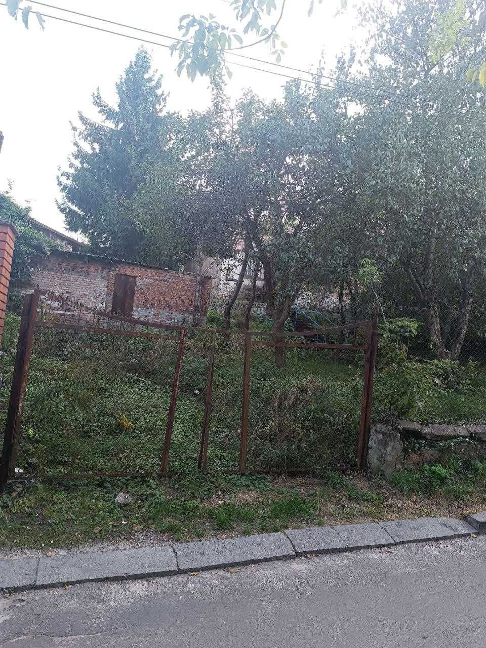 Продаж будинку з ділянкою у Шевченківському районі