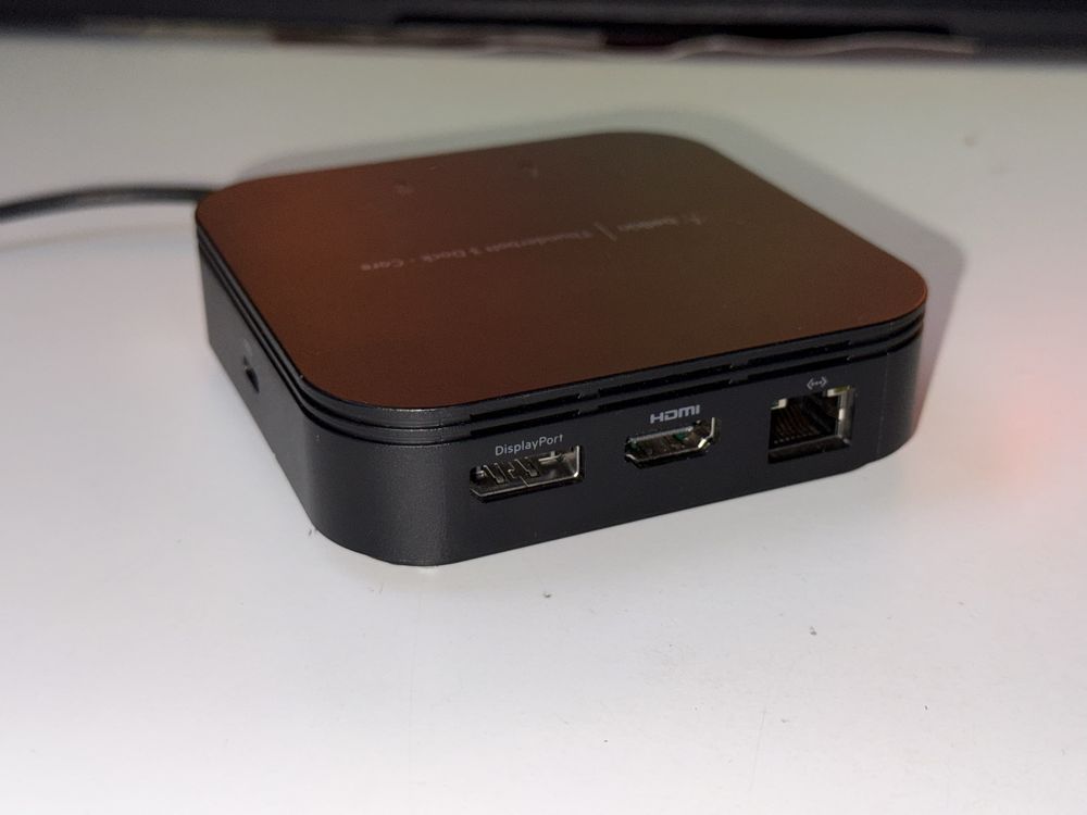 Stacja dokujaca |Belkin Thunderbolt 3 Dock Core – ładuje