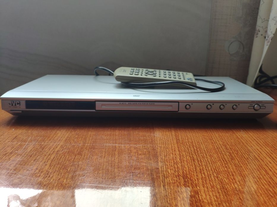DVD плеєр JVC XV-N212S