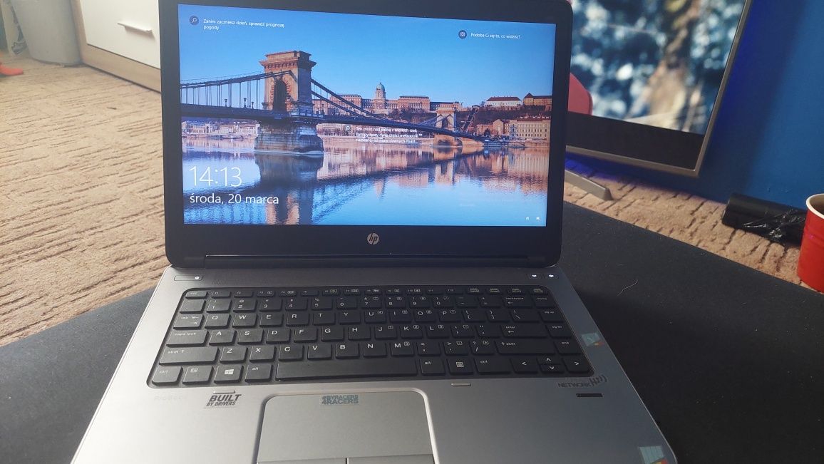 HP ProBook 640 g1, 2 ladowarki i stacja dokująca na konsolę do gier