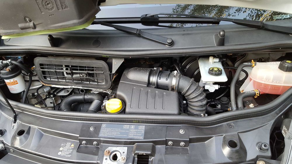 Продам опель Віваро 2.0