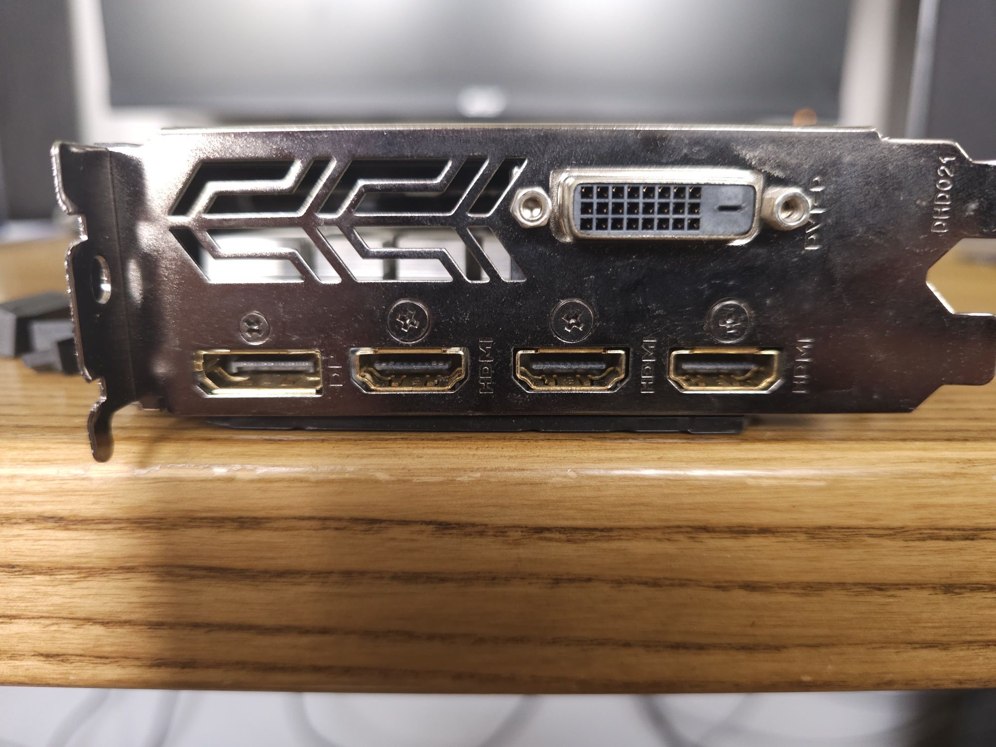 Karta graficzna Gigabyte GTX 1050 Ti 4GB