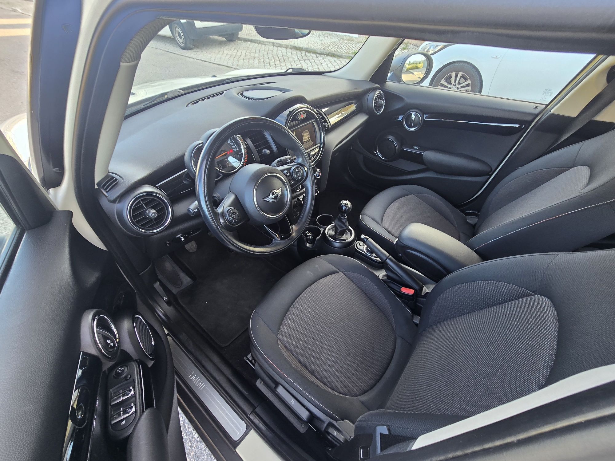 Mini One 1.5 Diesel 5 portas