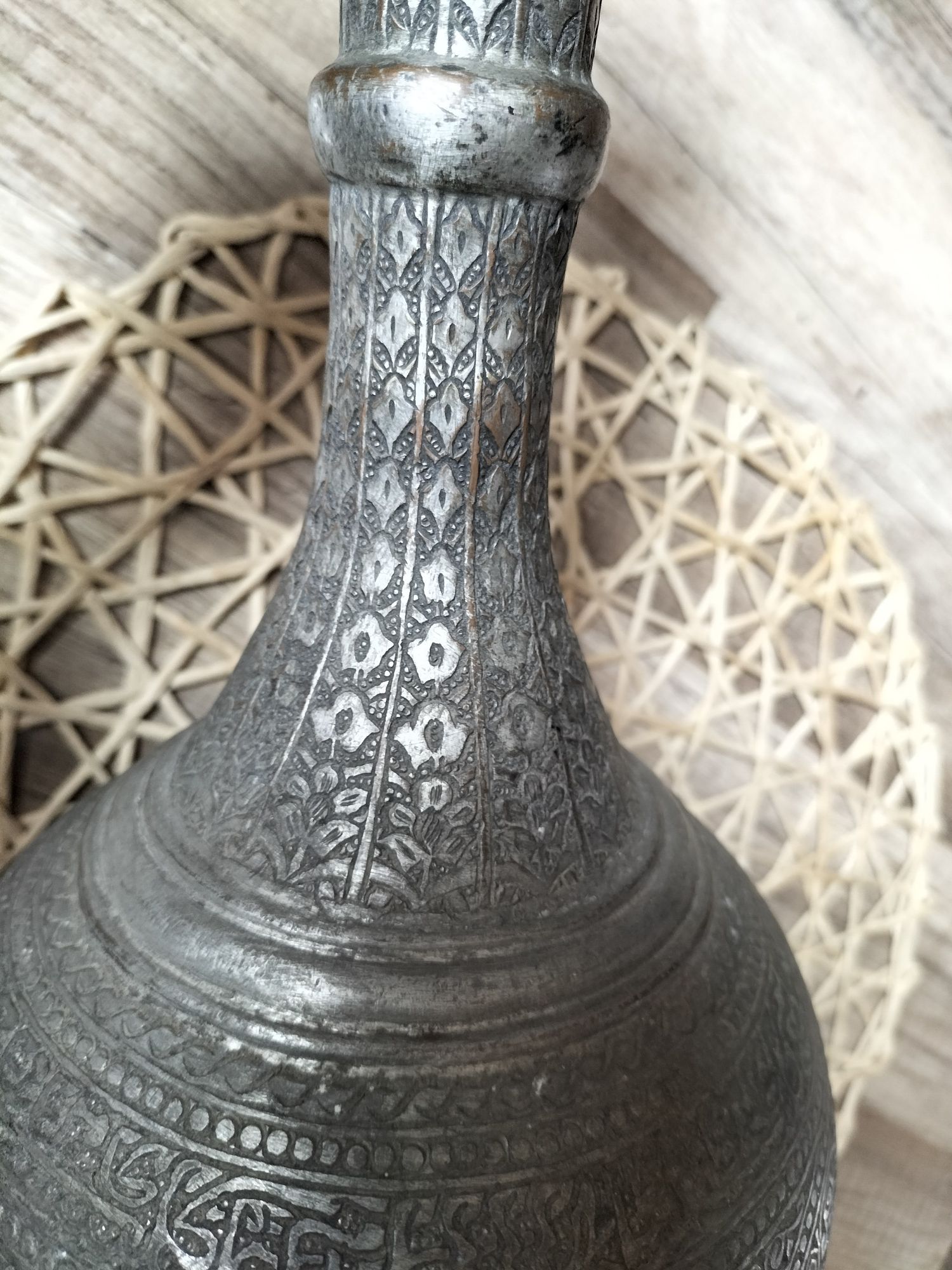 Stary orientalny wazon naczynie mosiężne miedziane