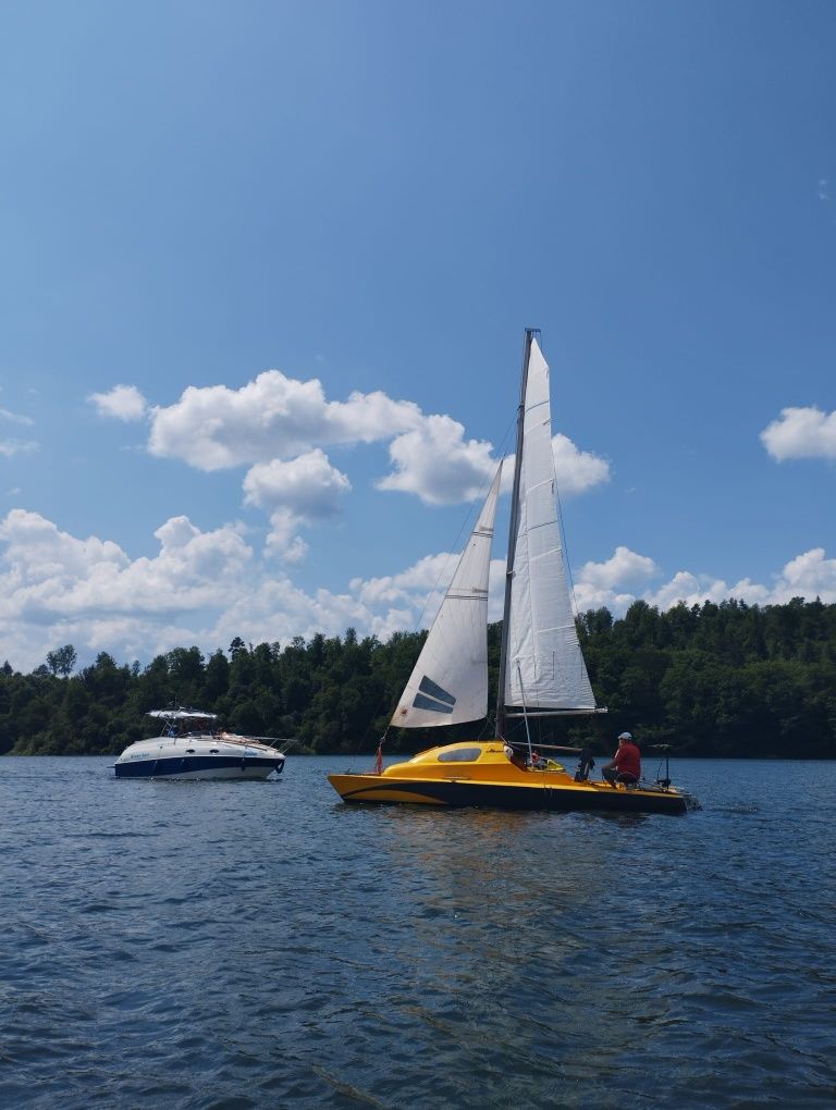 Jacht Solina "River san" Bieszczady