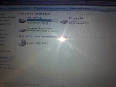 toshiba com windows 7  250gb com bateria viciada mas fociona 100%