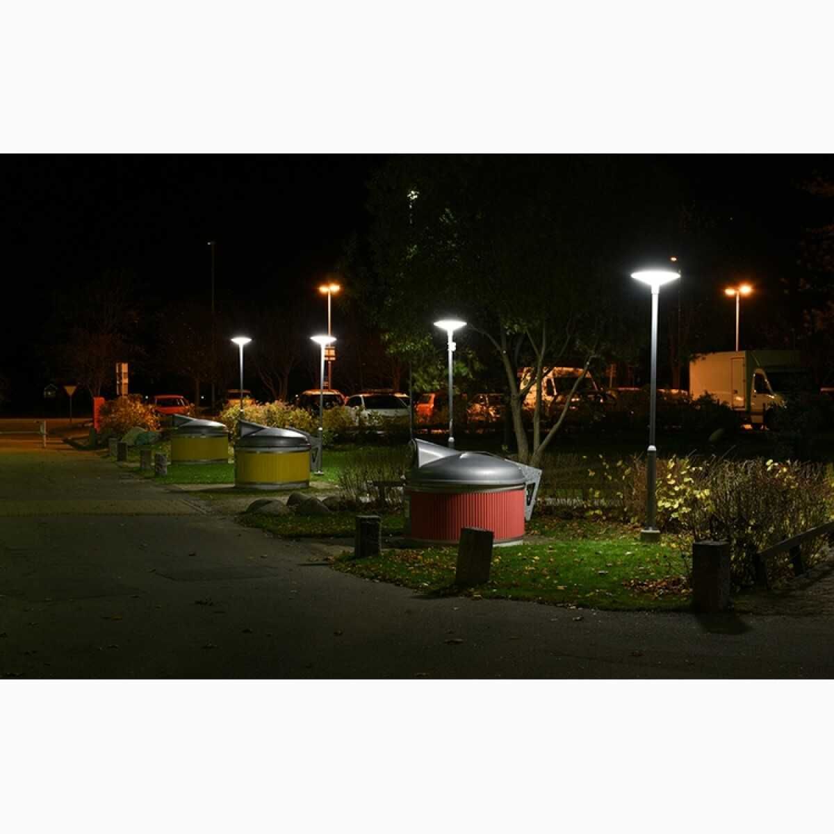 Lampa LED energooszczędna uliczna, drogowa, przemysłowa, chodnikowa