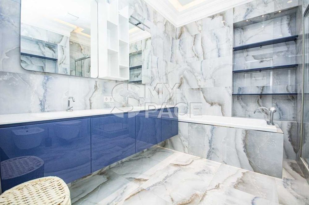 VIP Ремонт, вул. Мазепи 11-Б, вид на Дніпро