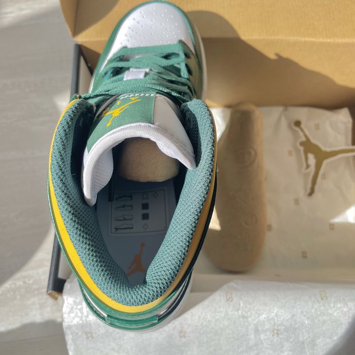 Air Jordan 1 Mid Seattle Supersonics NBA