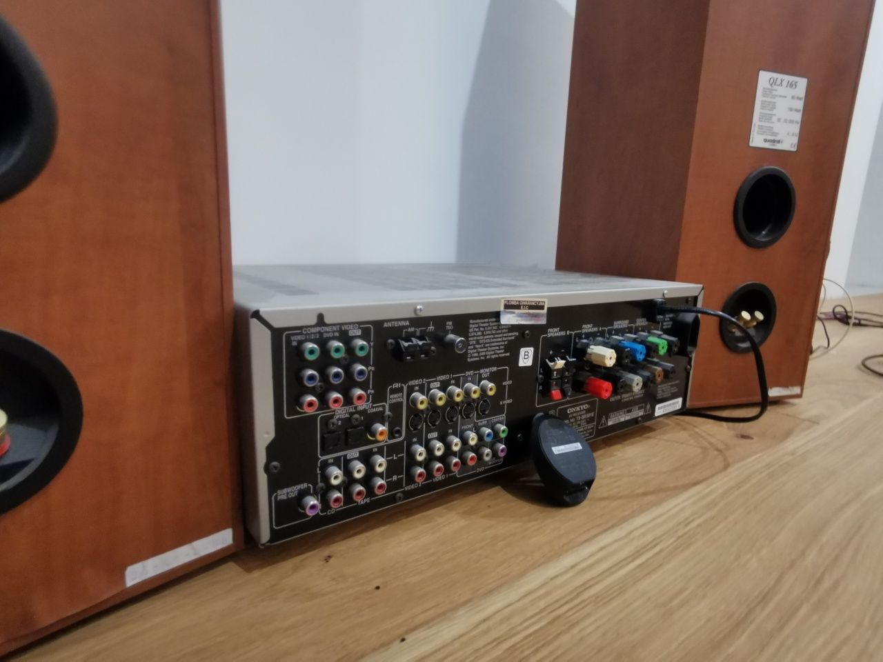 Kino domowe onkio apmituner kolumny quadral bluetooth nfc