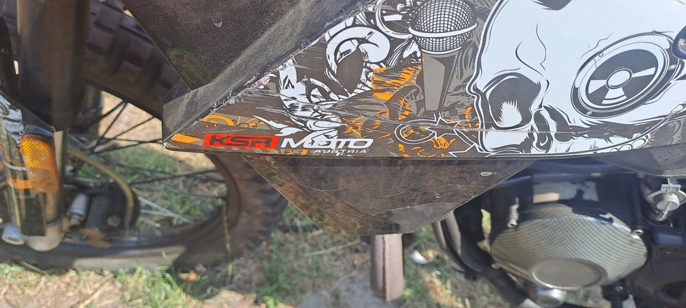 Sprzedam crosa ksr moto